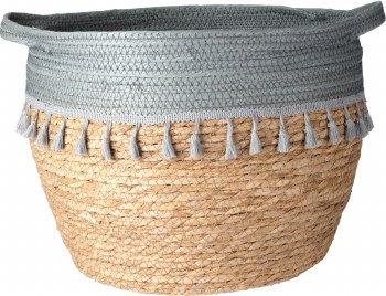 BASKET WITH TASSELS LG