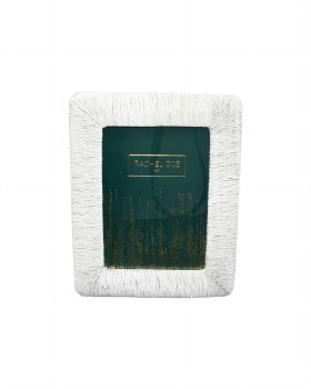 WHITE RESIN PICTURE FRAME