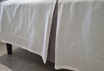 IVORY  & GREY BED SKIRT-QUEEN