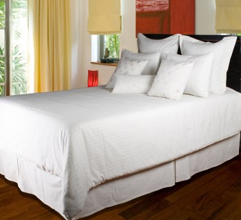 IVORY BED SKIRT-QUEEN