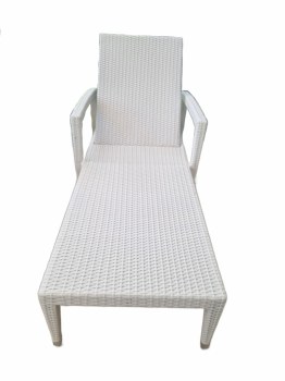 WOVEN LOUNGER-WHITE