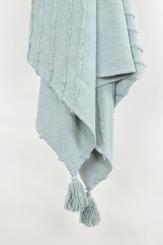 BLUE WOVEN COTTON THROW