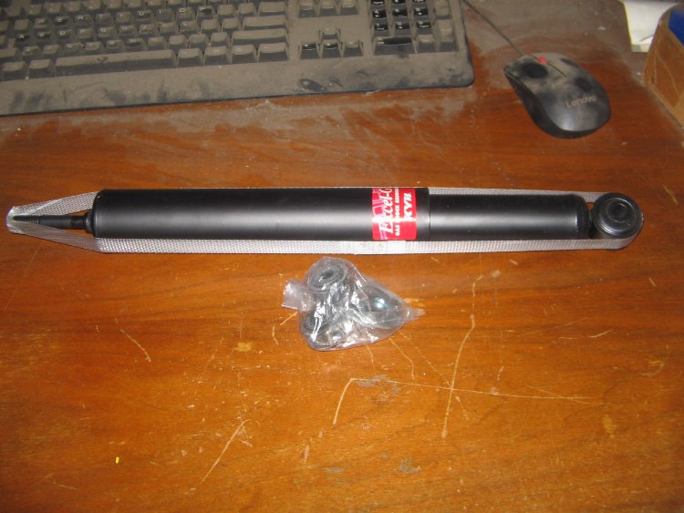 REAR GAS SHOCK ABSORBER