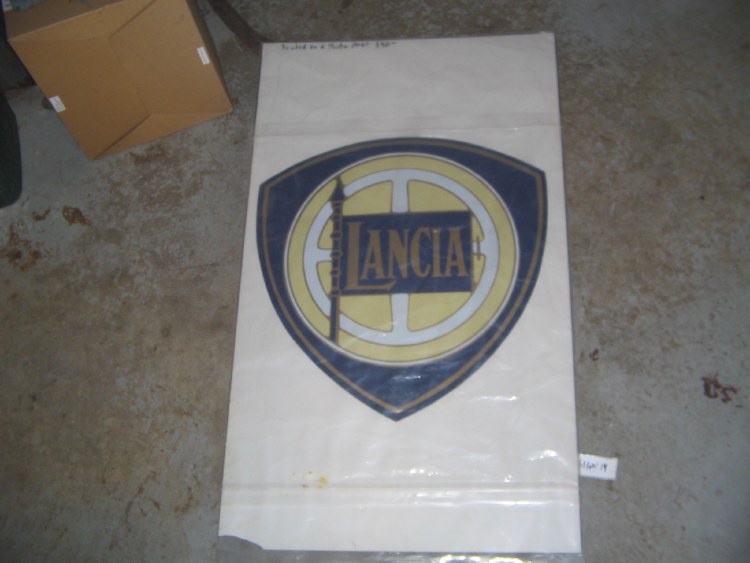LANCIA EMBLEM ON PLASTIC SHEET