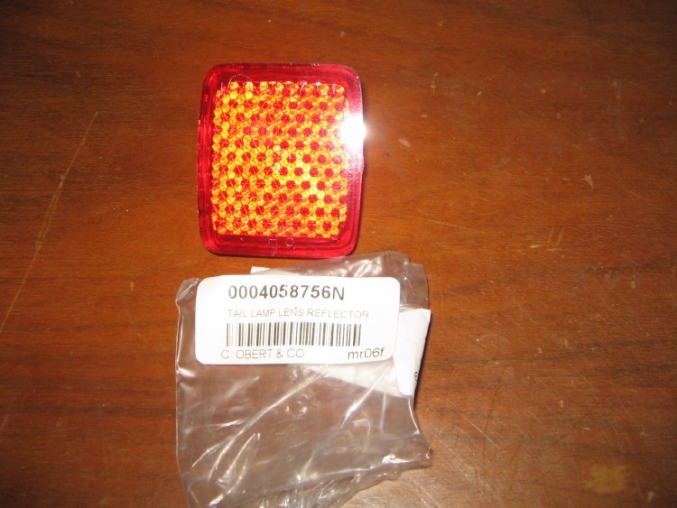 PLASTIC LAMP LENS REFLECTOR