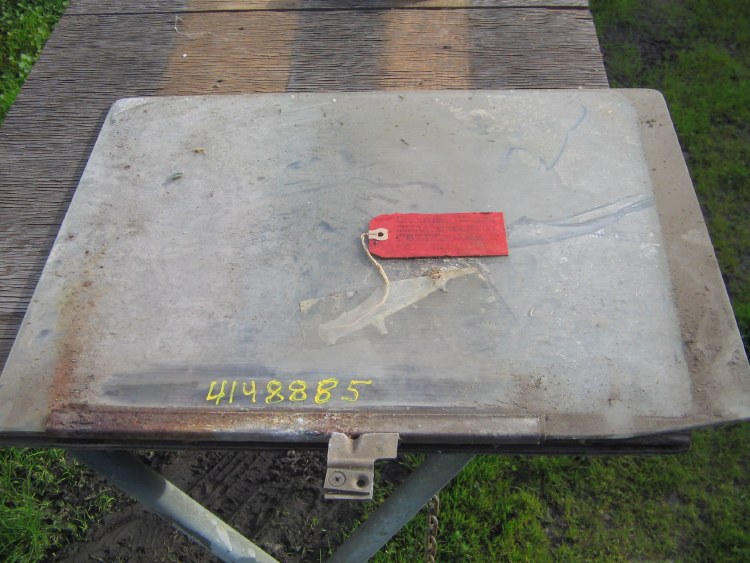 REAR DOOR ROLLUP GLASS