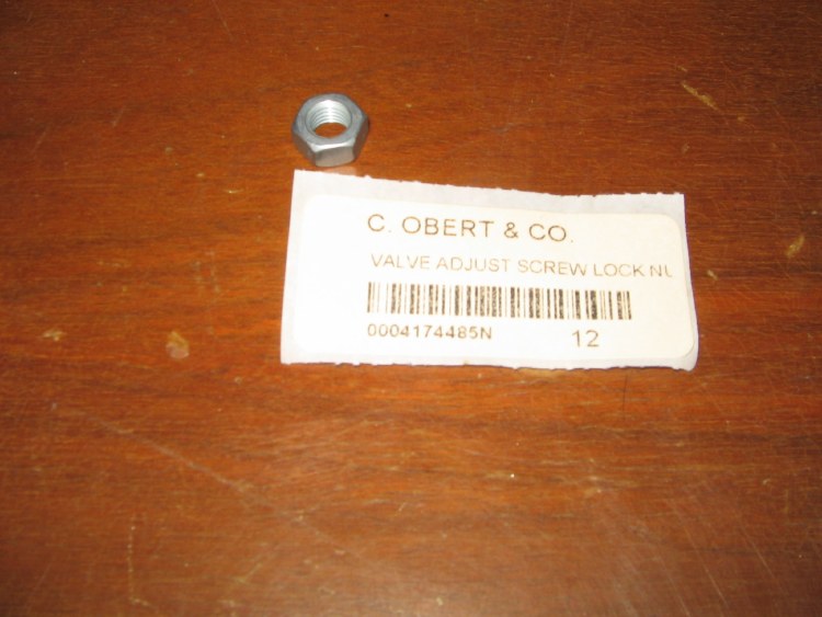 VALVE ADJUST SCREW LOCK NUT