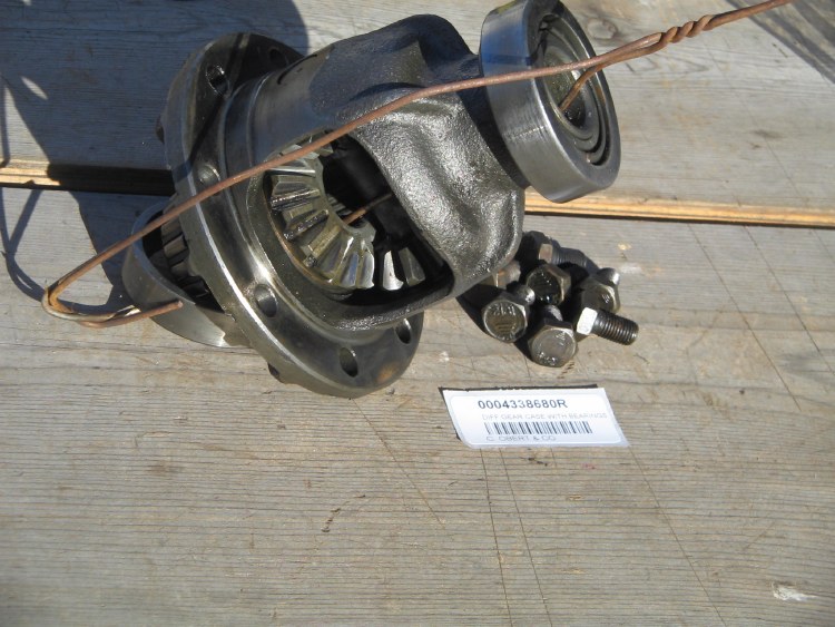 DIFF GEAR CASE WITH BEARINGS