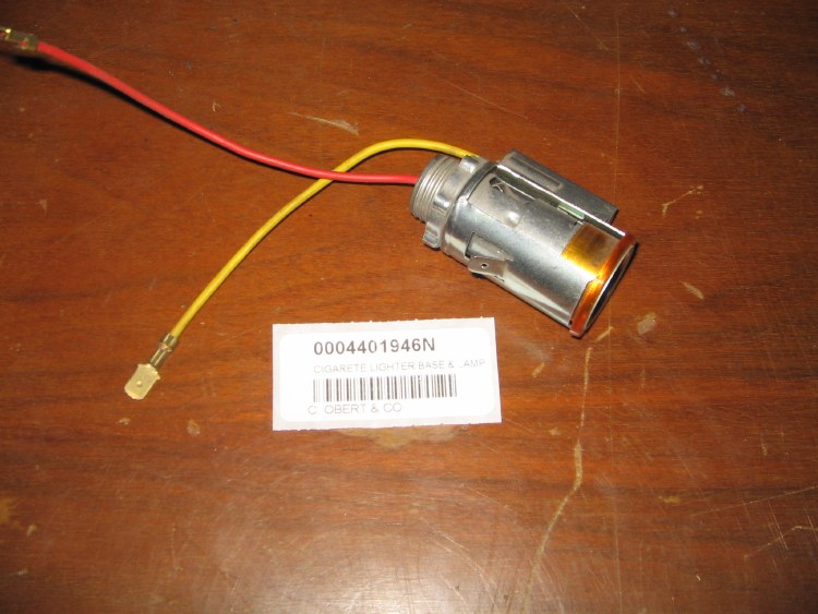 CIGARETE LIGHTER BASE & LAMP