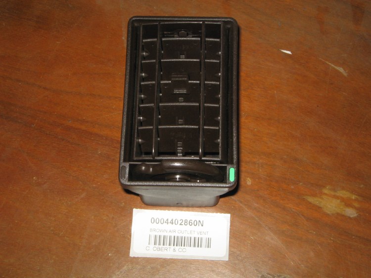 BROWN AIR OUTLET VENT