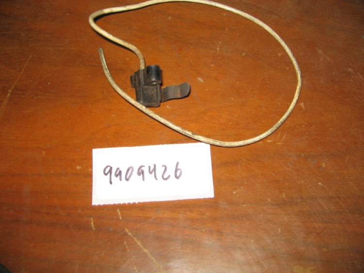 LEFT NUMBER PLATE BULB BASE