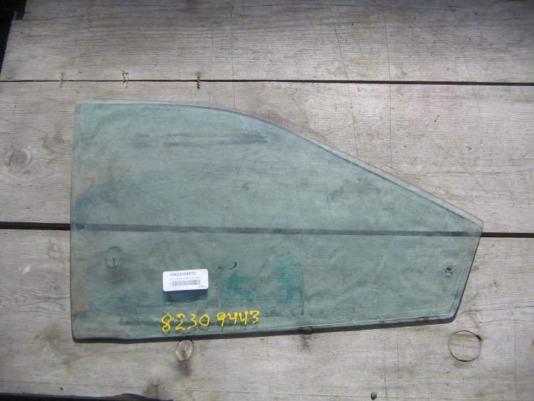 LEFT REAR QUARTER GLASS