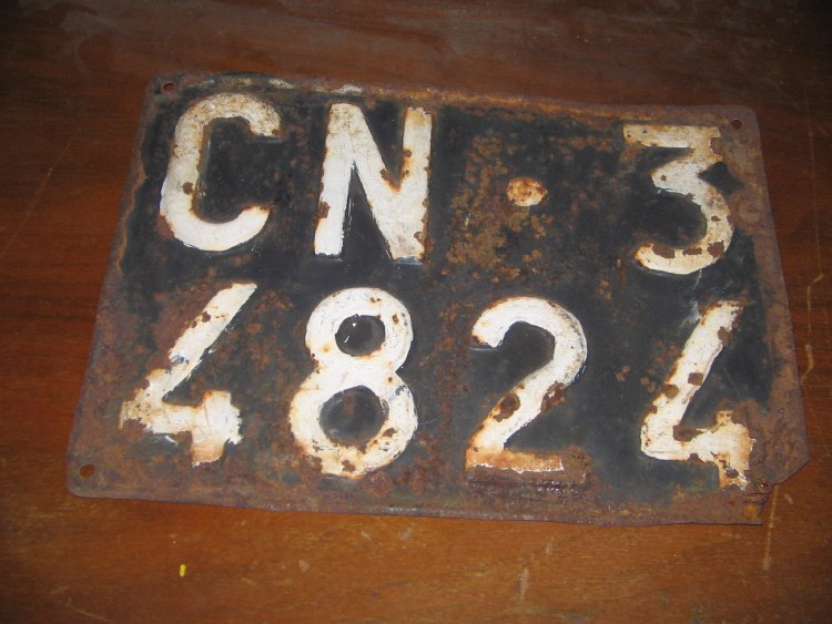 ITALIAN POST WAR REAR PLATE