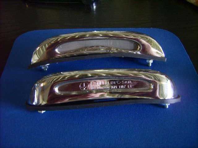 "BANANA" LICENSE PLATE LAMP PR