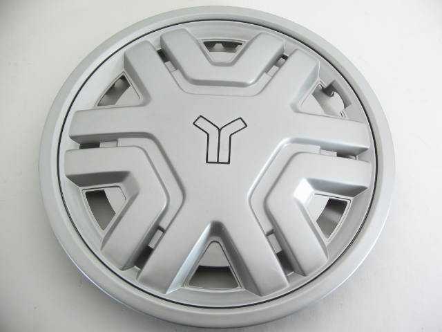 DEE LUX SILVER WHEEL COVER