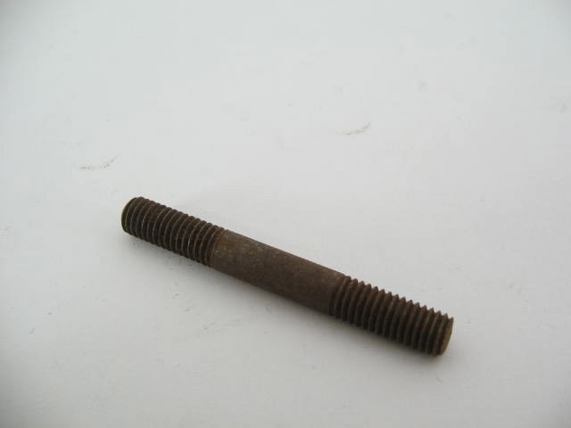 CARBURETOR MOUNTING STUD