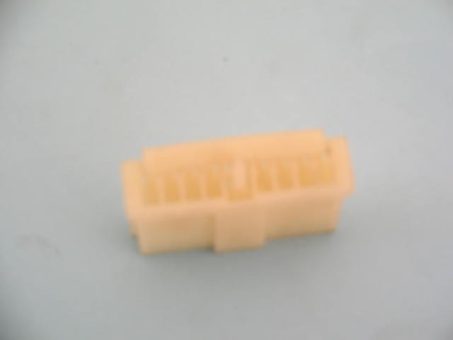 PLASTIC TAIL LAMP TERMINAL