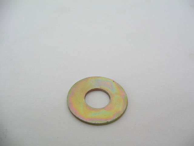 WASHER ON CARBURETOR LINKAGE