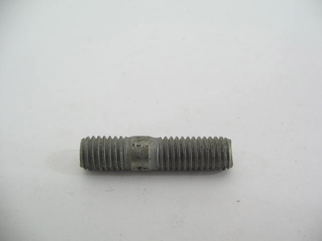 EXHAUST FLANGE STUD