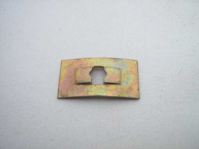 SPEED NUT CLIP