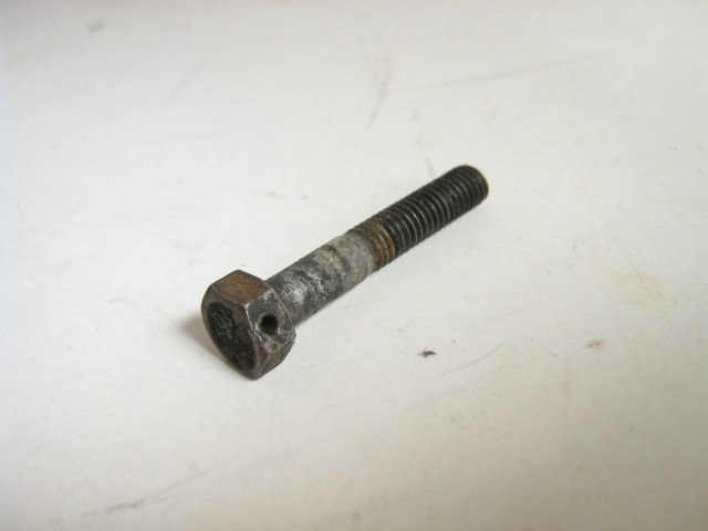 PARKING BRAKE CENTERING SCREW