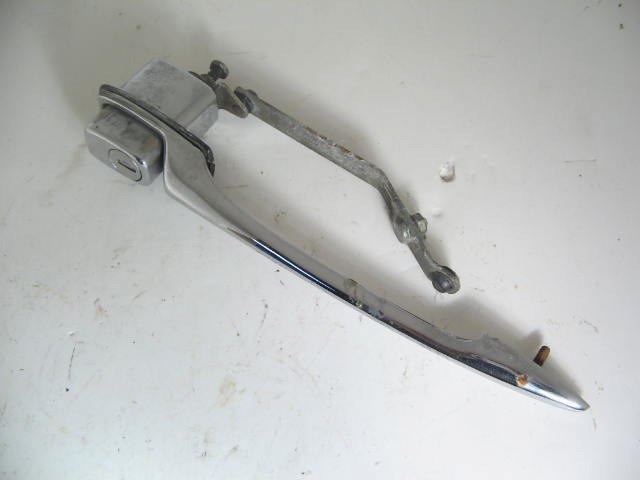 1966-78 LEFT DOOR HANDLE