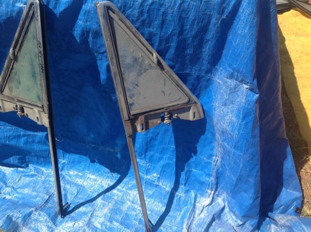 RIGHT WING GLASS ASSEMBLY