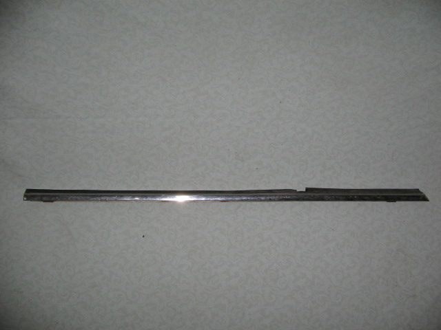 LEFT DOOR TOP BRIGHT TRIM ASSY