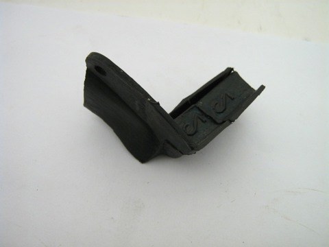 RIGHT DOOR REAR FISHPLATE GSKT