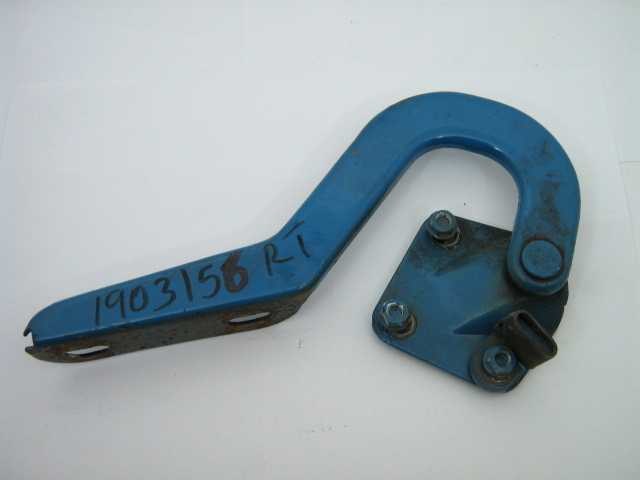 RIGHT TRUNK HINGE
