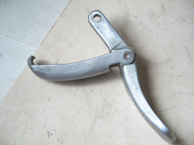 1967-80 RIGHT TOP HANDLE