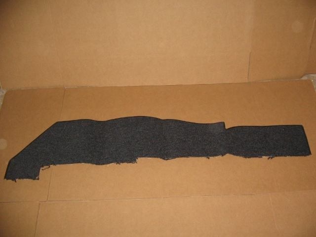 BLACK ROCKER PANEL CARPET