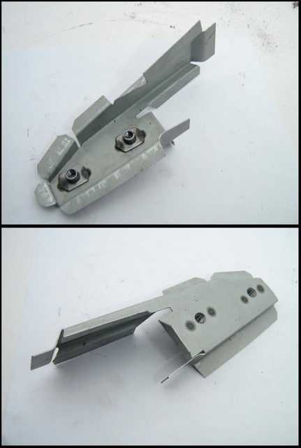 LEFT FRONT HOOD HINGE MOUNT