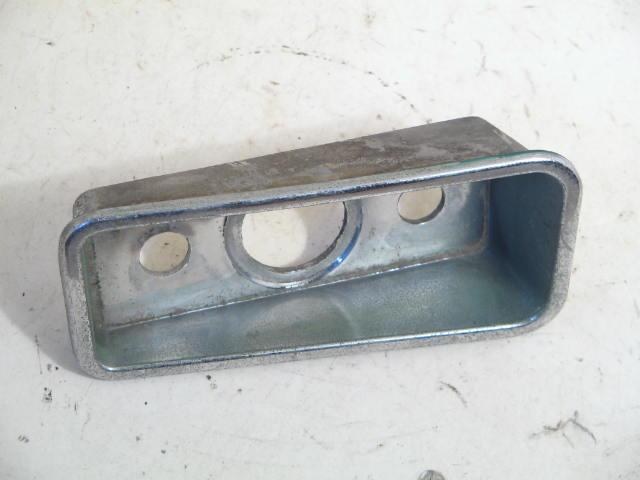 R F CHROME SIDEMARKER SURROUND