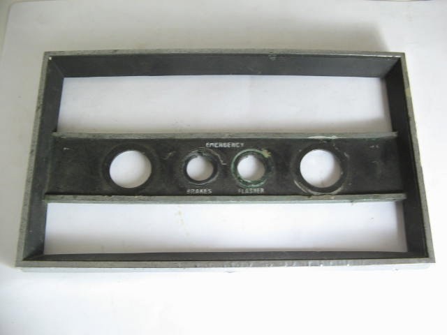 1968-75 CENTER DASH TRIM
