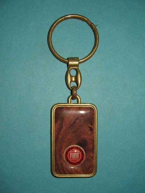 FIAT KEY FOB IN MAHOGONY