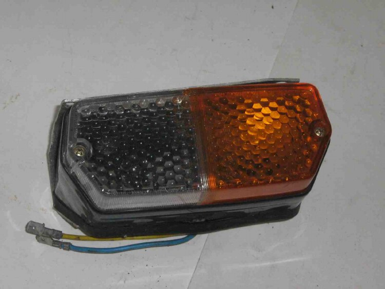 1979-88 EURO FRONT RIGHT LAMP
