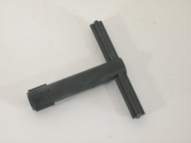 TOOL OF UNKNOWN USE
