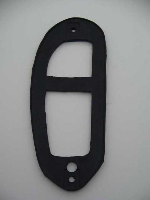1959-60 LEFT TAIL LAMP GASKET