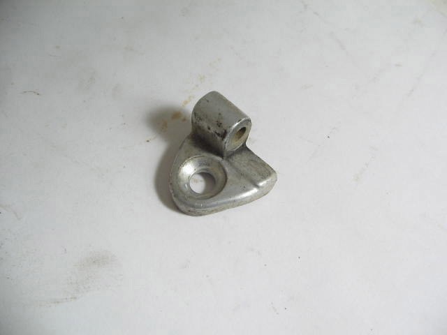 RIGHT MOUNT FOR DR PULL HANDLE