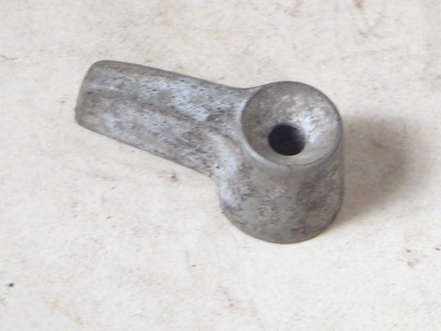 RIGHT GREY INSIDE LOCK LEVER