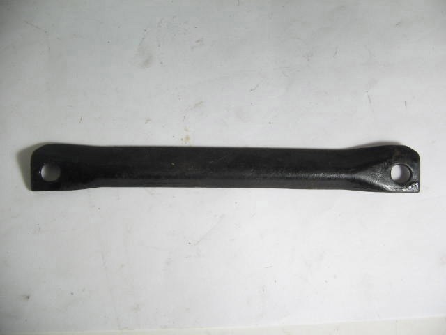 BATTERY RETAINING BRACKET