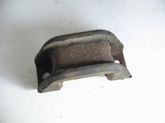 RUBBER COVERED YOKE