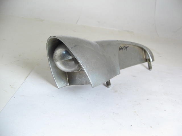 RIGHT LICENSE PLATE LAMP ASSY