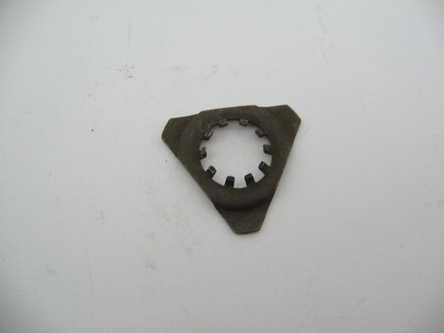LOCK WASHER ON STUB AXLE