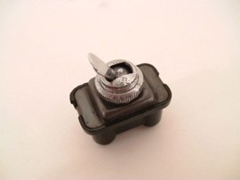 2 WIRE ROUND CHROME SWITCH