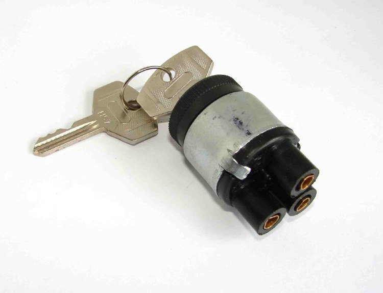 IGNITION SWITCH ON DASH