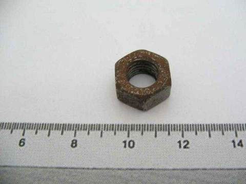 VALVE ADJUST SCREW LOCKNUT