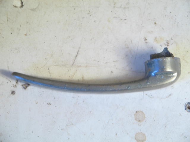 INSIDE LEFT FRONT DOOR HANDLE