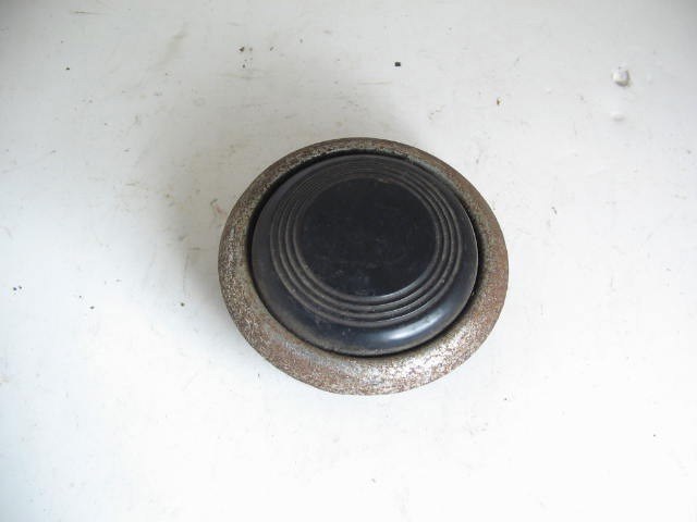HORN CONTROL BUTTON